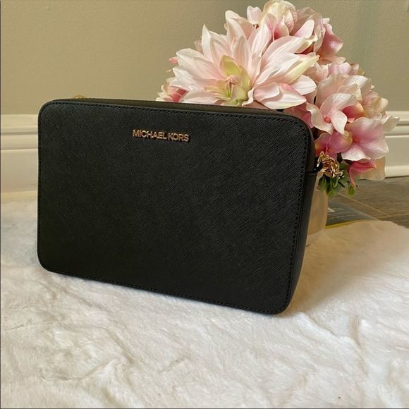 🖤Michael Kors jet set crossbody - Picture 1 of 4
